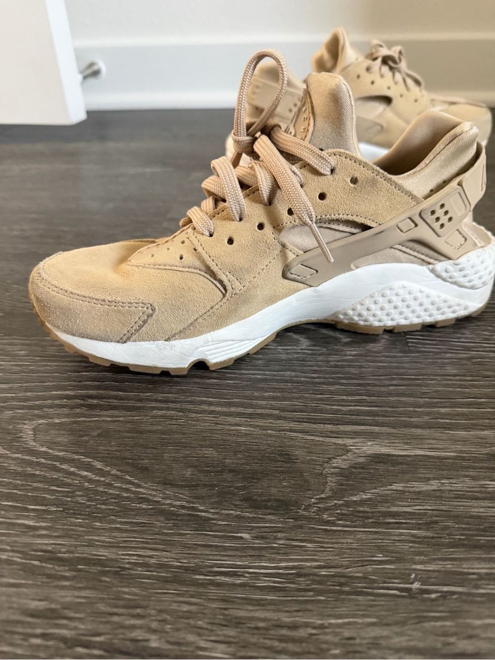 Nike Wmns Air Huarache Run SD 'Mushroom' - Picture 8 of 16